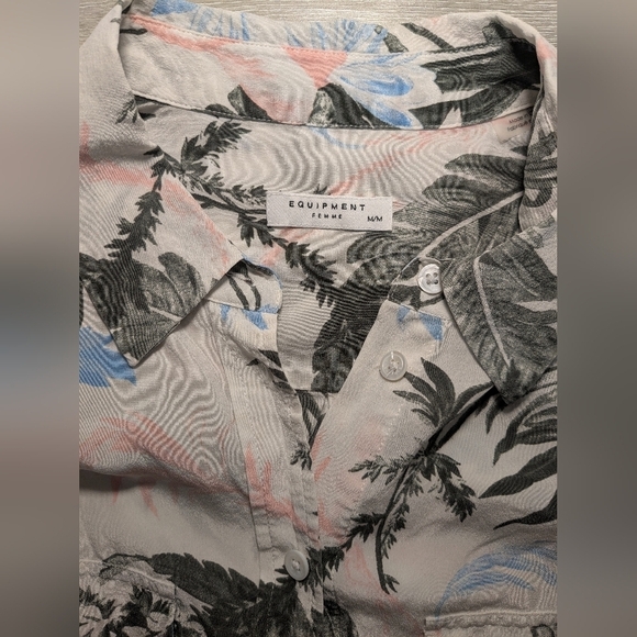 Equipment Femme White 100% Silk Button-Up Signature Silk Shirt Tropical Hawaiian - Picture 8 of 10